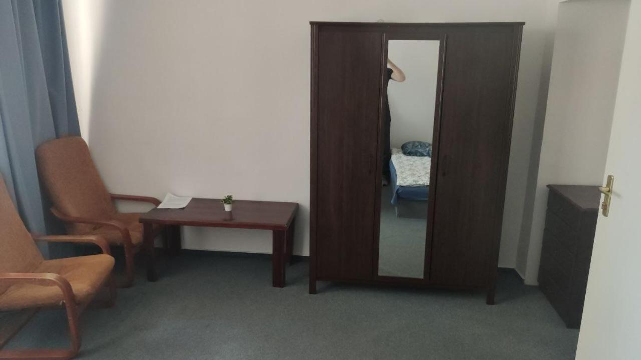 Rooms In The Centrum Of Warsaw Ngoại thất bức ảnh